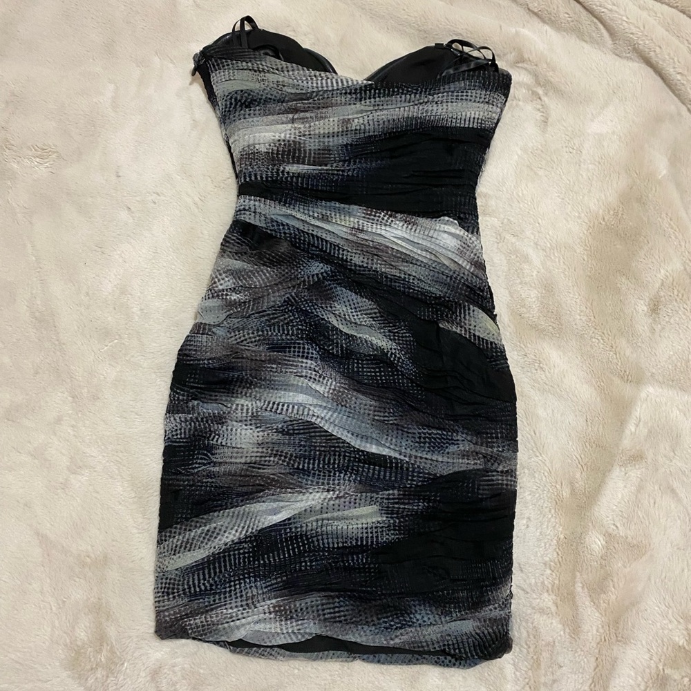 BCBGmaxazria “Winnie” black mini dress, size 2, new with tags - Picture 3 of 3